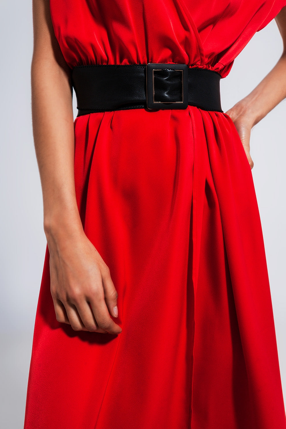 Short Sleeve Satin Maxi Dress in Red